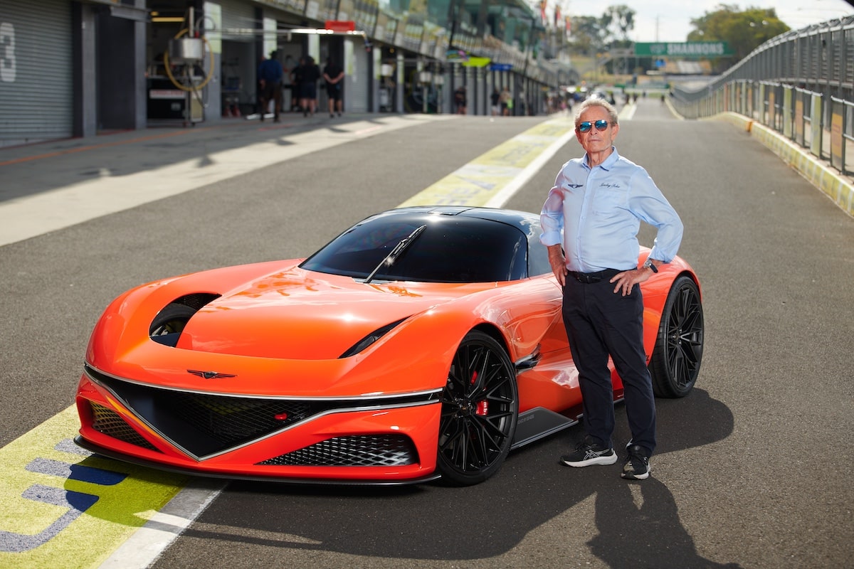Jacky Ickx Genesis Bathurst