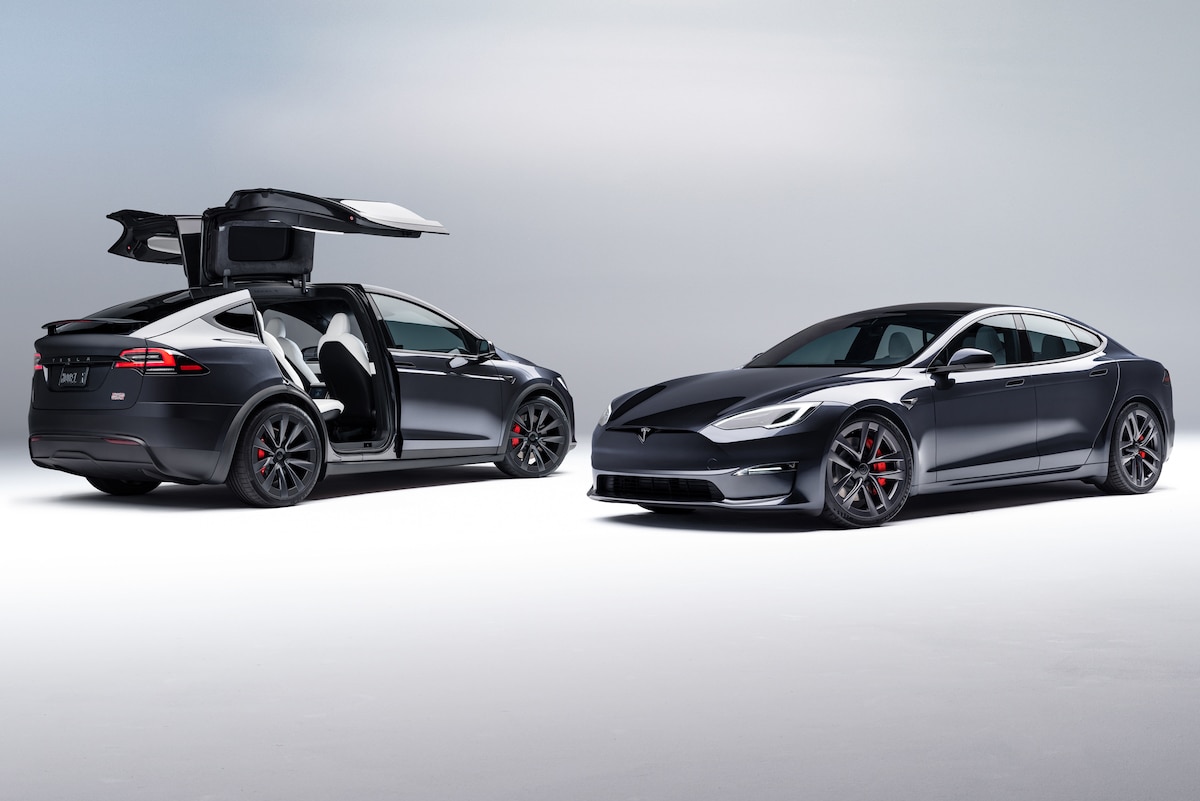 Tesla Model X Model S