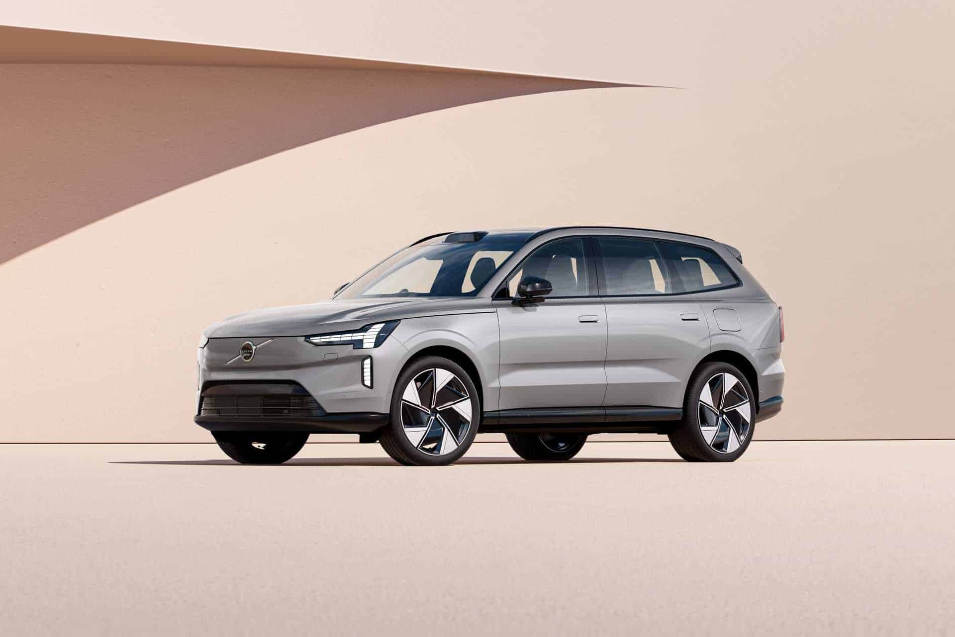 Volvo EX90 avant