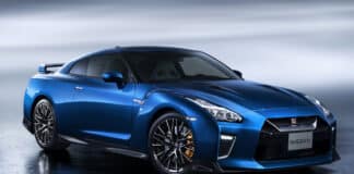 Nissan GT-R